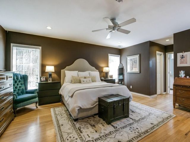 1523 Oak Knoll Street, Dallas, TX 75208