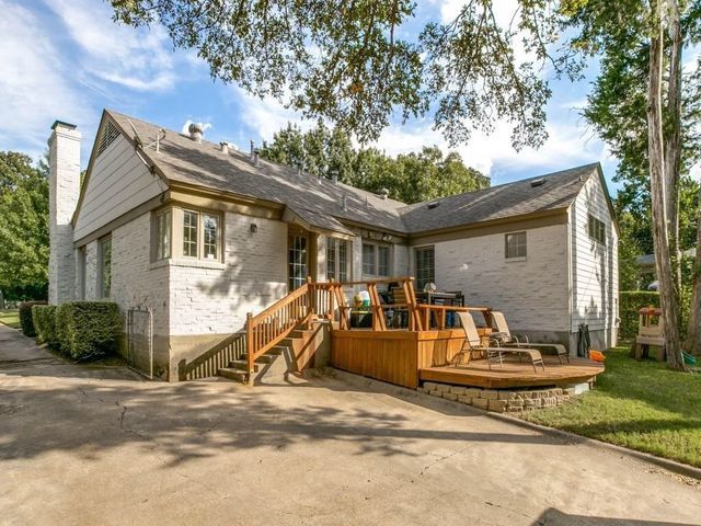 1523 Oak Knoll Street, Dallas, TX 75208