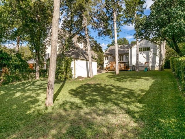 1523 Oak Knoll Street, Dallas, TX 75208