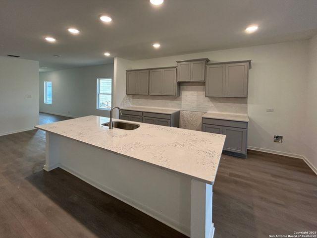 7614 Birch Hollow, San Antonio, TX 78252