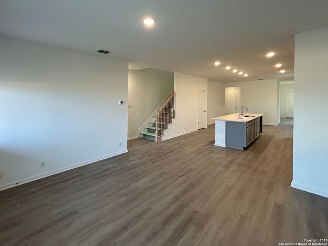 7614 Birch Hollow, San Antonio, TX 78252