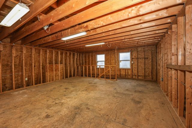 92 Roseanne Lane, Manchester, NH 03103