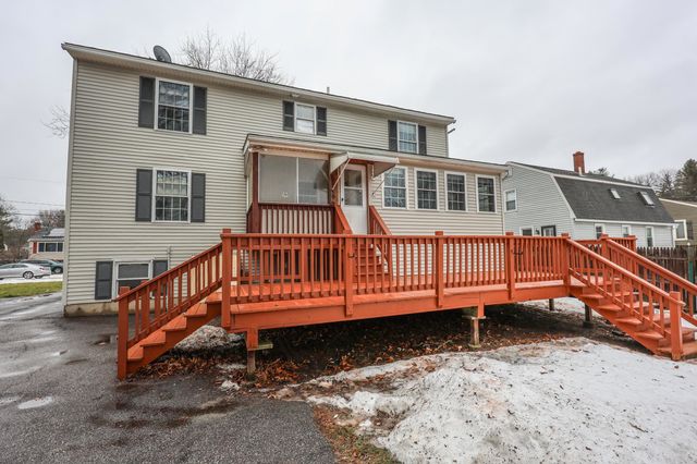 92 Roseanne Lane, Manchester, NH 03103