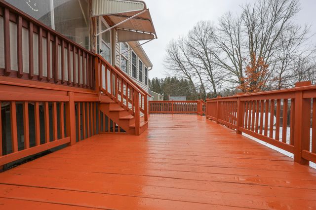 92 Roseanne Lane, Manchester, NH 03103