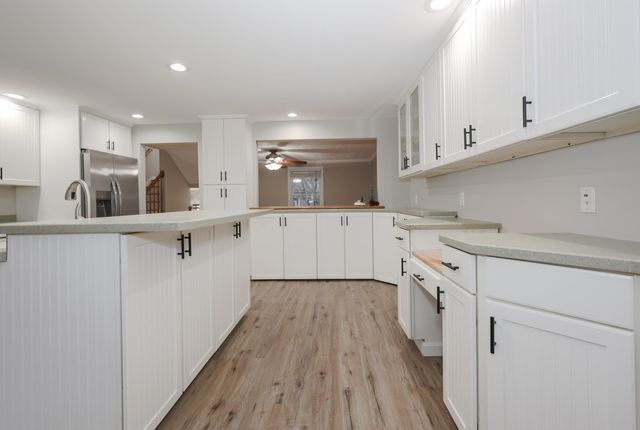 92 Roseanne Lane, Manchester, NH 03103