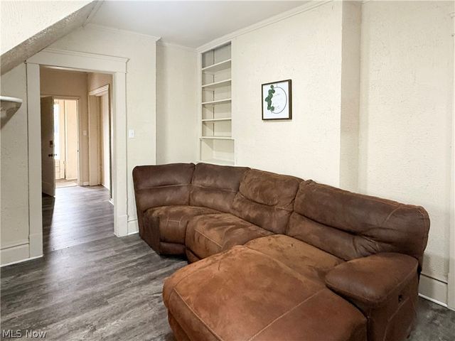 506 Woodlawn Road, Steubenville, OH 43952