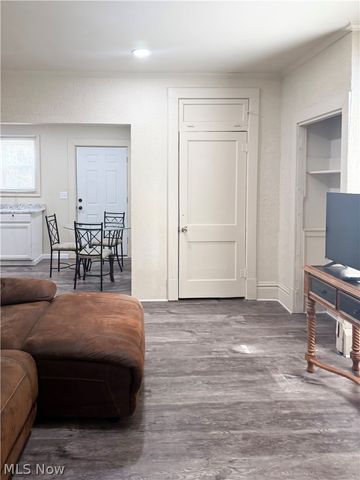 506 Woodlawn Road, Steubenville, OH 43952