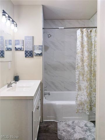 506 Woodlawn Road, Steubenville, OH 43952