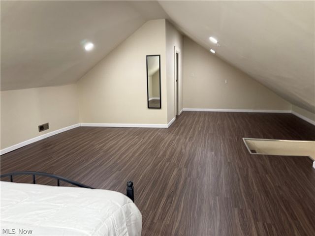 506 Woodlawn Road, Steubenville, OH 43952