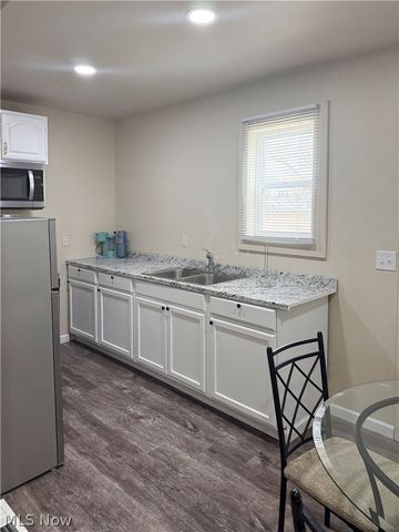 506 Woodlawn Road, Steubenville, OH 43952