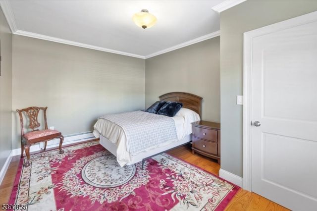 7 Bailey Ave, Bloomingdale Boro, NJ 07403