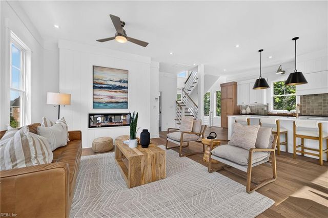 2318 Red Tide RD B, Virginia Beach, VA 23451
