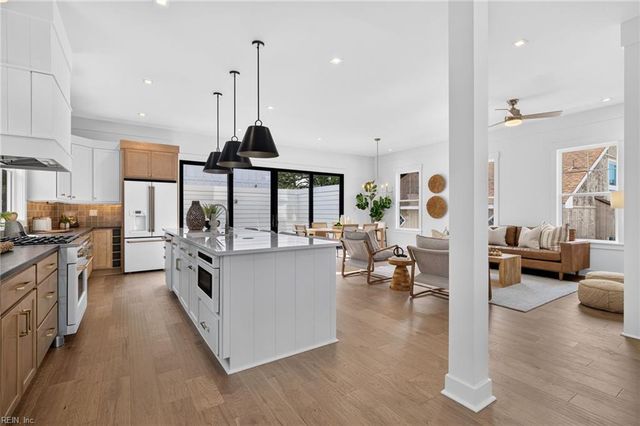 2318 Red Tide RD B, Virginia Beach, VA 23451