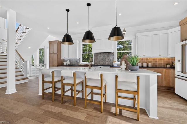 2318 Red Tide RD B, Virginia Beach, VA 23451