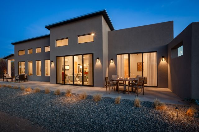 1825 Telesfor Sanchez Road NW, Albuquerque, NM 87107