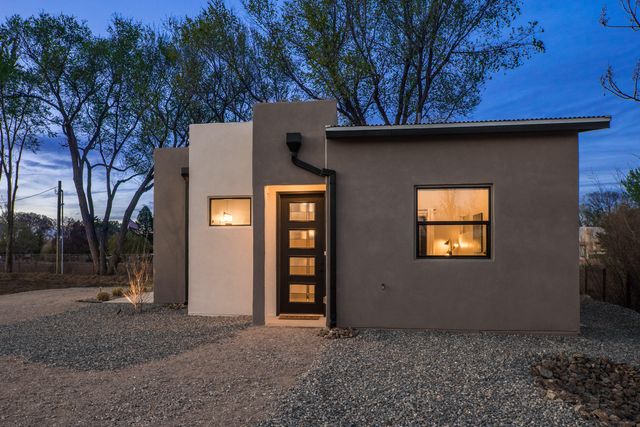 1825 Telesfor Sanchez Road NW, Albuquerque, NM 87107