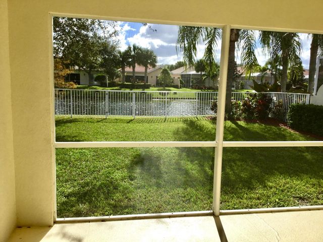 8350 Saint Johns Court, Wellington, FL 33414