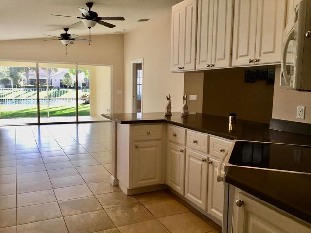 8350 Saint Johns Court, Wellington, FL 33414