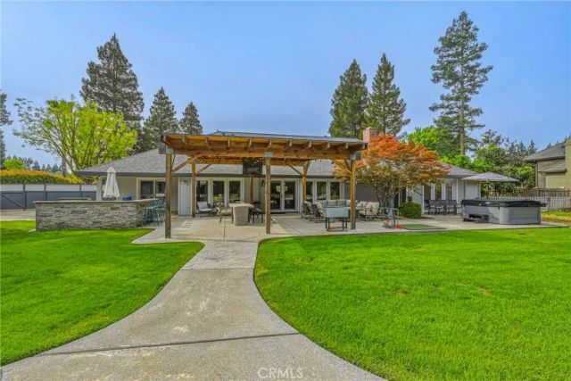 2501 Lecco Way, Merced, CA 95340
