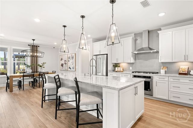 99 Tufted Grass Way, Richmond Hill, GA 31324