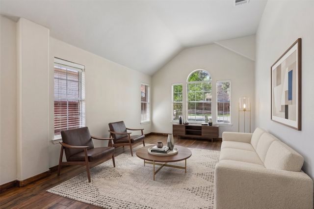 8330 Elena Drive, Lantana, TX 76226