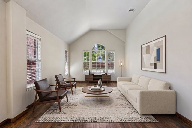 8330 Elena Drive, Lantana, TX 76226