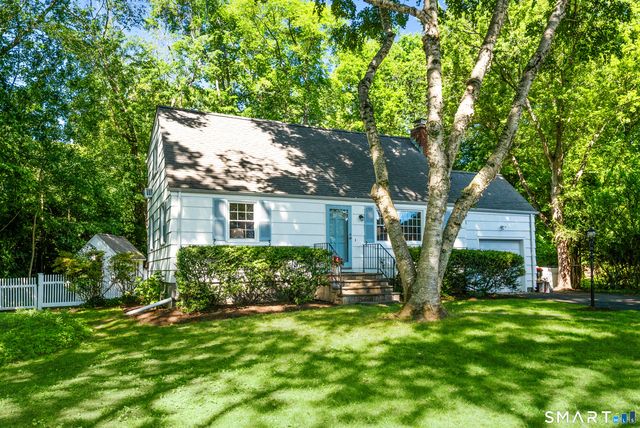 22 Powder Horn Road, Norwalk, CT 06851