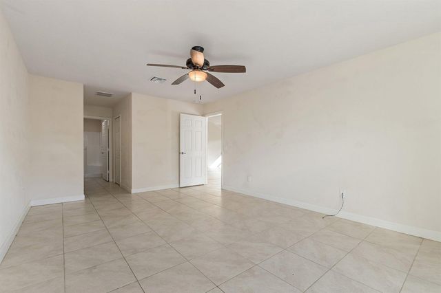 3 S Granada Lane, Port St. Lucie, FL 34952