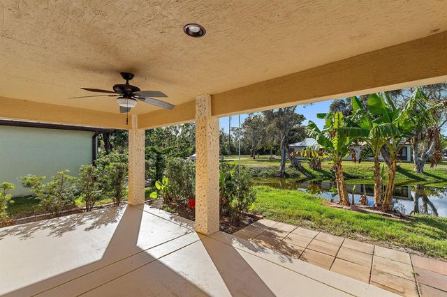 3 S Granada Lane, Port St. Lucie, FL 34952