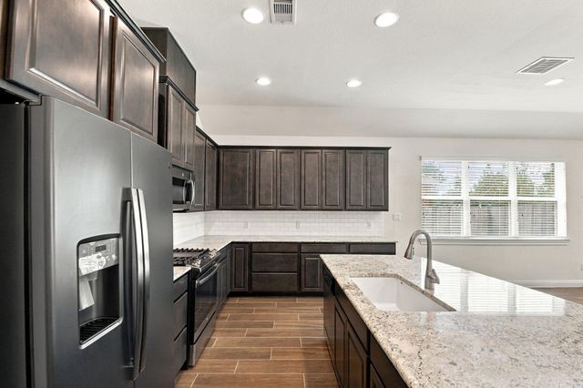 19049 Villa Lane, Montgomery, TX 77356