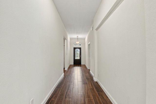 19049 Villa Lane, Montgomery, TX 77356