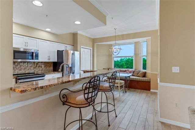 7615 ARBOR LAKES CT 446, Naples, FL 34112