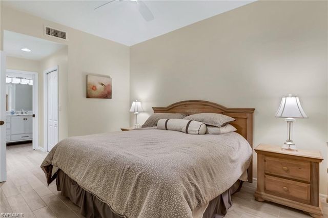 7615 ARBOR LAKES CT 446, Naples, FL 34112