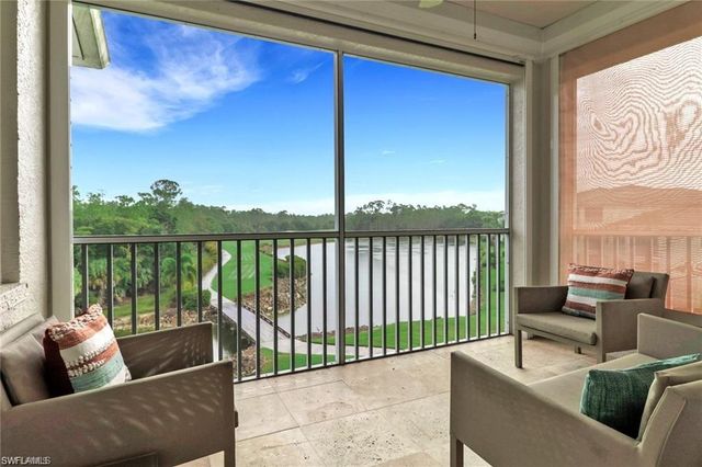 7615 ARBOR LAKES CT 446, Naples, FL 34112