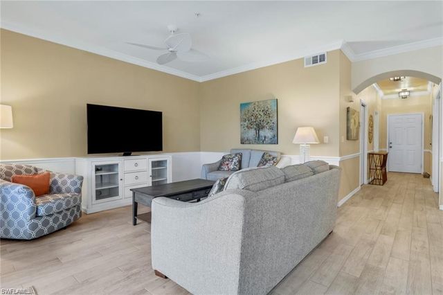 7615 ARBOR LAKES CT 446, Naples, FL 34112