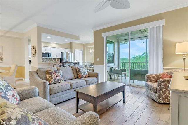 7615 ARBOR LAKES CT 446, Naples, FL 34112