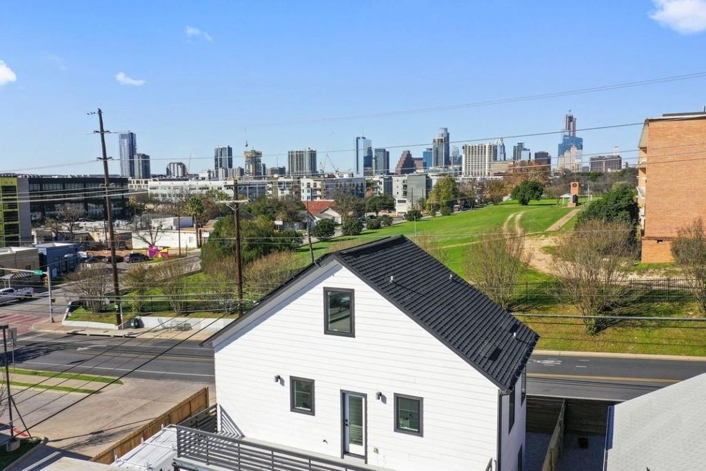 708 Chicon ST 2, Austin, TX 78702