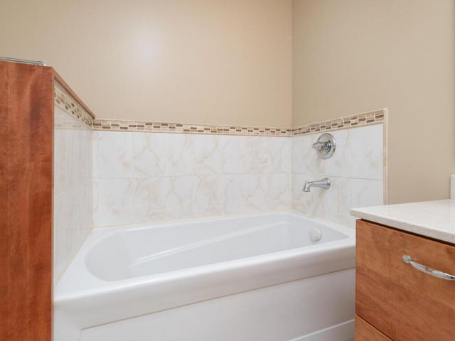 791 Fairfield Circle, Minnetonka, MN 55305