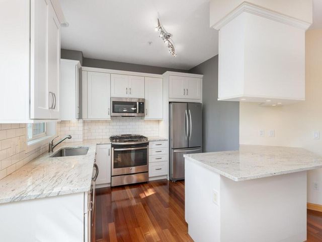 791 Fairfield Circle, Minnetonka, MN 55305