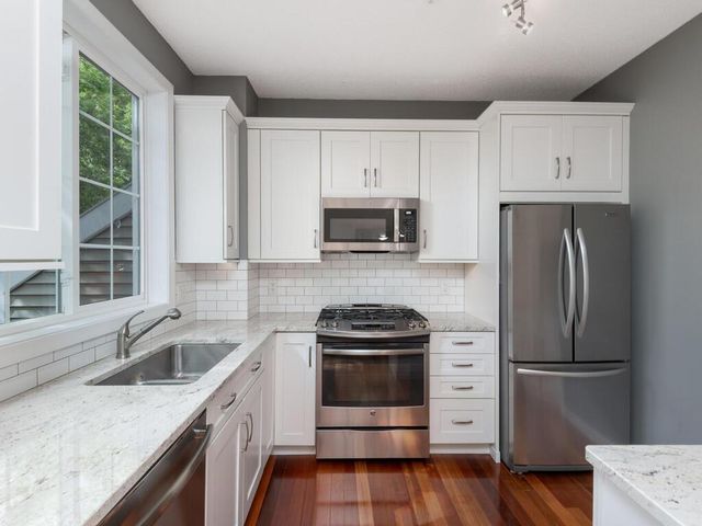 791 Fairfield Circle, Minnetonka, MN 55305