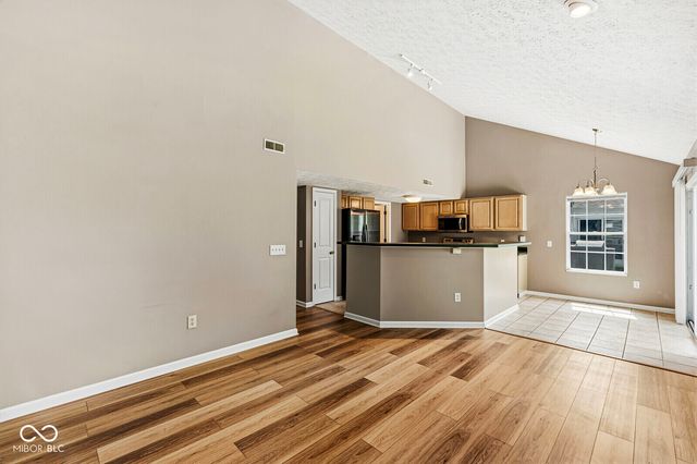 3846 Minuteman Circle, Carmel, IN 46032