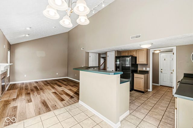 3846 Minuteman Circle, Carmel, IN 46032
