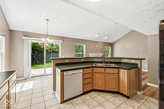 3846 Minuteman Circle, Carmel, IN 46032
