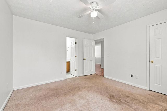 9185 HORSESHOE BND, Gainesville, GA 30506