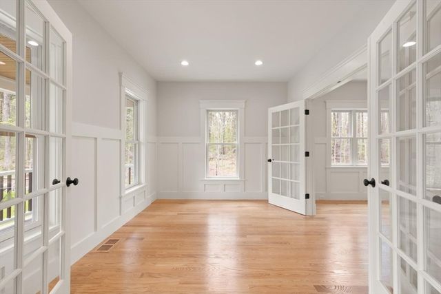 16R Eldor Drive, Walpole, MA 02071