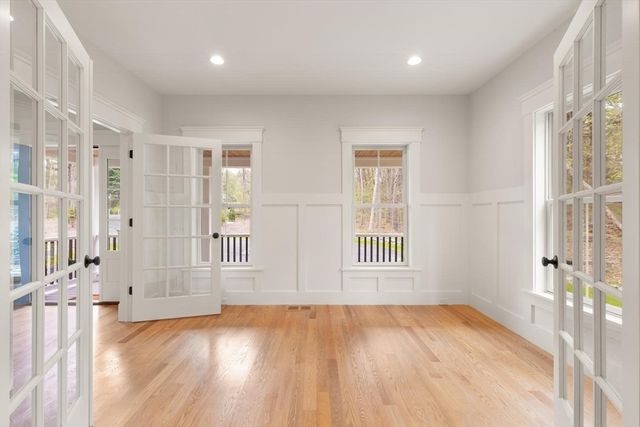 16R Eldor Drive, Walpole, MA 02071