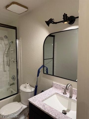 540 Elm Drive 104, Las Vegas, NV 89169