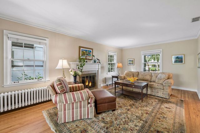 3821 Drew Avenue S, Minneapolis, MN 55410