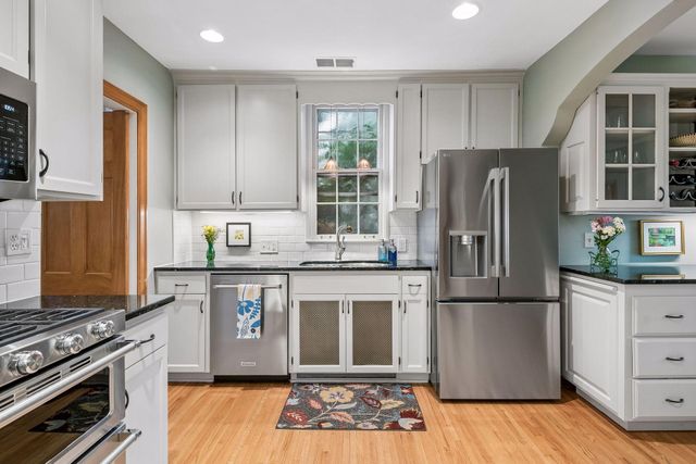 3821 Drew Avenue S, Minneapolis, MN 55410