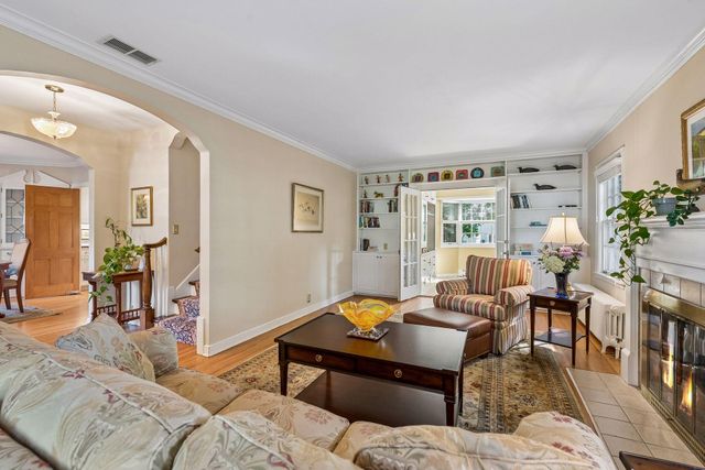 3821 Drew Avenue S, Minneapolis, MN 55410